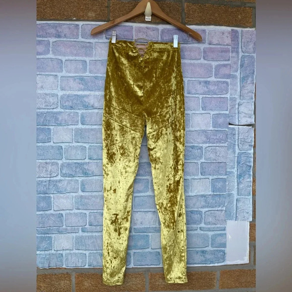 Yitty velvet leggings size small - Picture 4 of 8